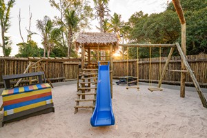 33_SMBC_Resort_Playground