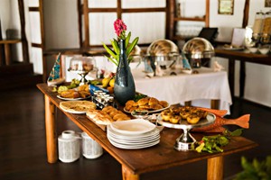 Restaurant and Bar (2)