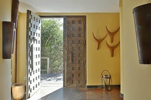 Monarch-entrance-hall-wooden-door
