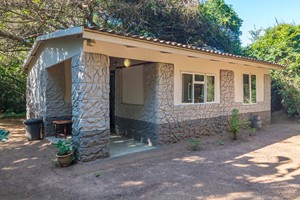 Forest Chalets - 4 Sleepers Ponta Malongane (2)