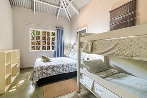 Forest Chalet #3 - 8 Sleeper Ponta Malongane (9)