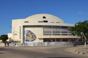 São Jorge Theatre in Beira