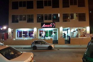 Amore Restaurant & Bakery (2)